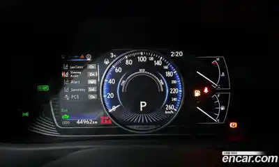 Lexus UX 2019 2.0 Автомат в Москве № 198842, миниатюра 2