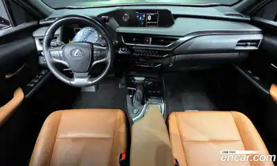 Lexus UX 2019 2.0 Автомат в Москве № 198842, миниатюра 6