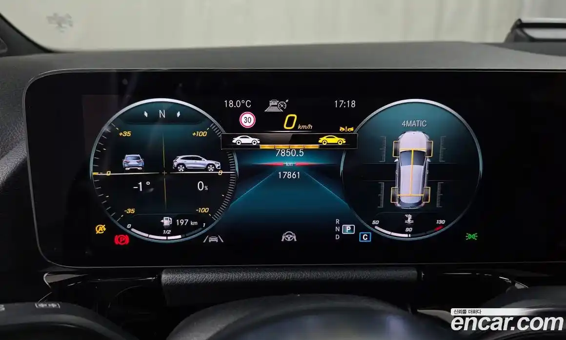 Mercedes-Benz GLA-Class 2023 2.0 Автомат в Москве № 203690, фото 19