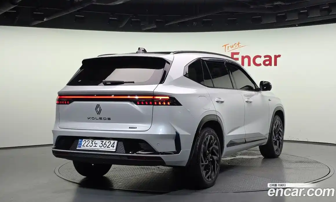 Renault Grand Koleos 2025 1.5 Автомат в Москве № 204668, фото 12