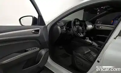 Renault Arkana 2025 1.6 Автомат в Москве № 205374, миниатюра 2