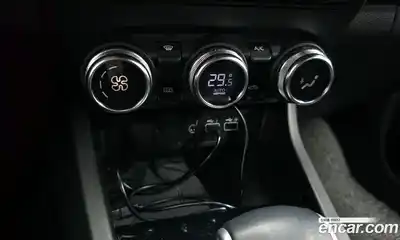 Renault Arkana 2025 1.6 Автомат в Москве № 205374, миниатюра 4