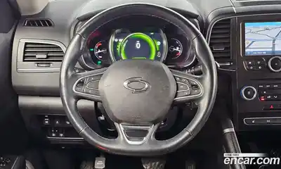 Renault QM6 2017 2.0 Автомат в Москве № 206847, миниатюра 3