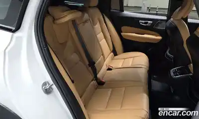 Volvo V60 2023 2.0 Автомат в Москве № 212887, миниатюра 2