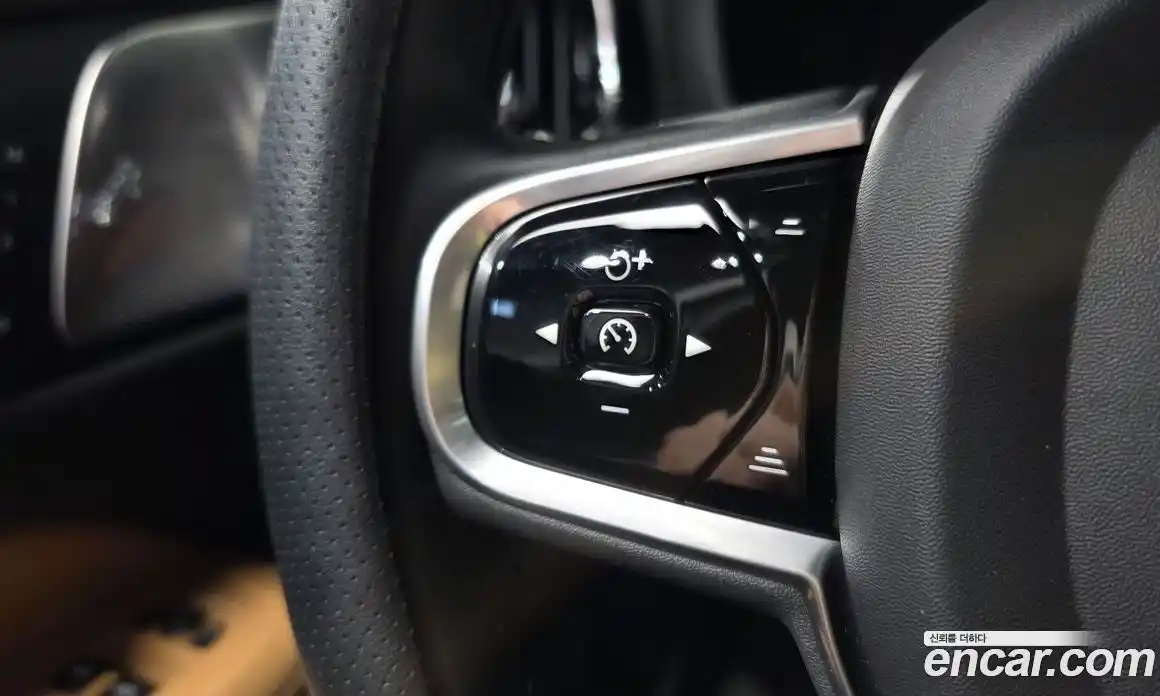 Volvo V60 2023 2.0 Автомат в Москве № 212887, фото 6