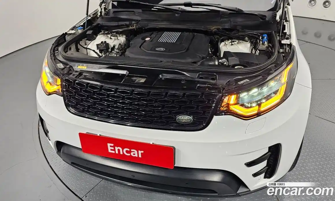 Land Rover Discovery 2018 3.0 Автомат в Москве № 213720, фото 13