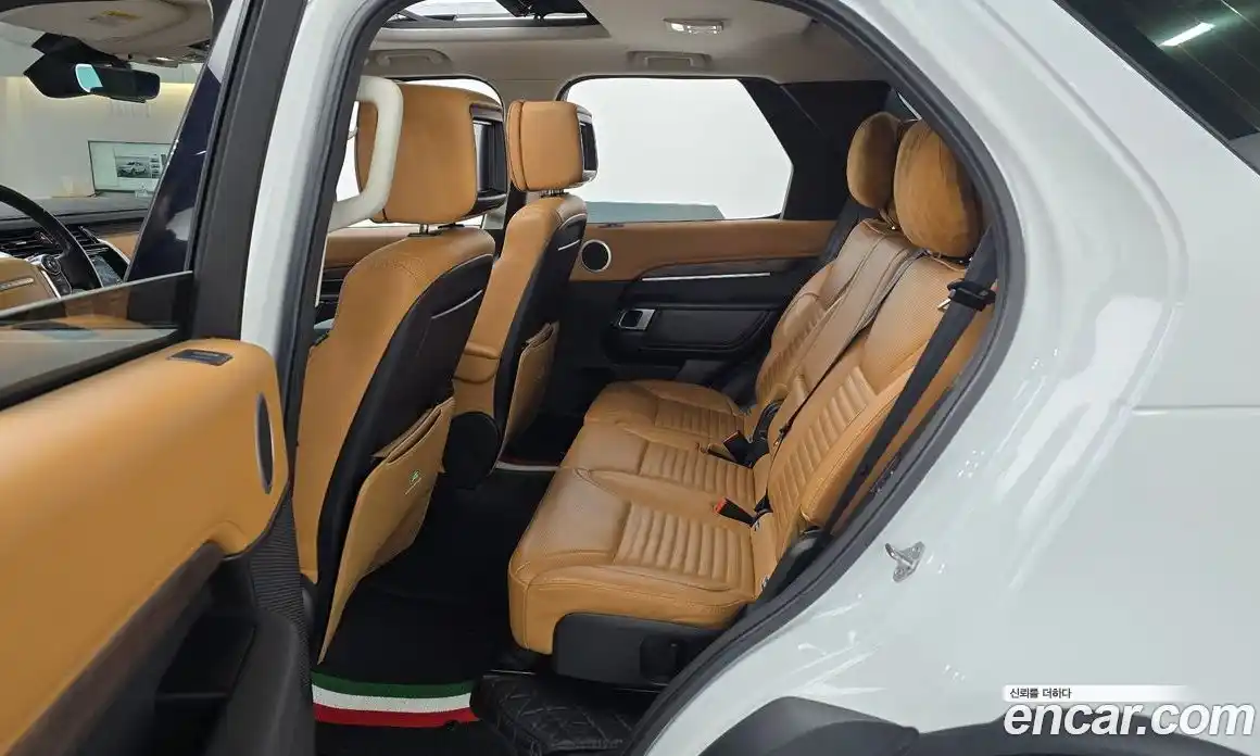 Land Rover Discovery 2018 3.0 Автомат в Москве № 213720, фото 16