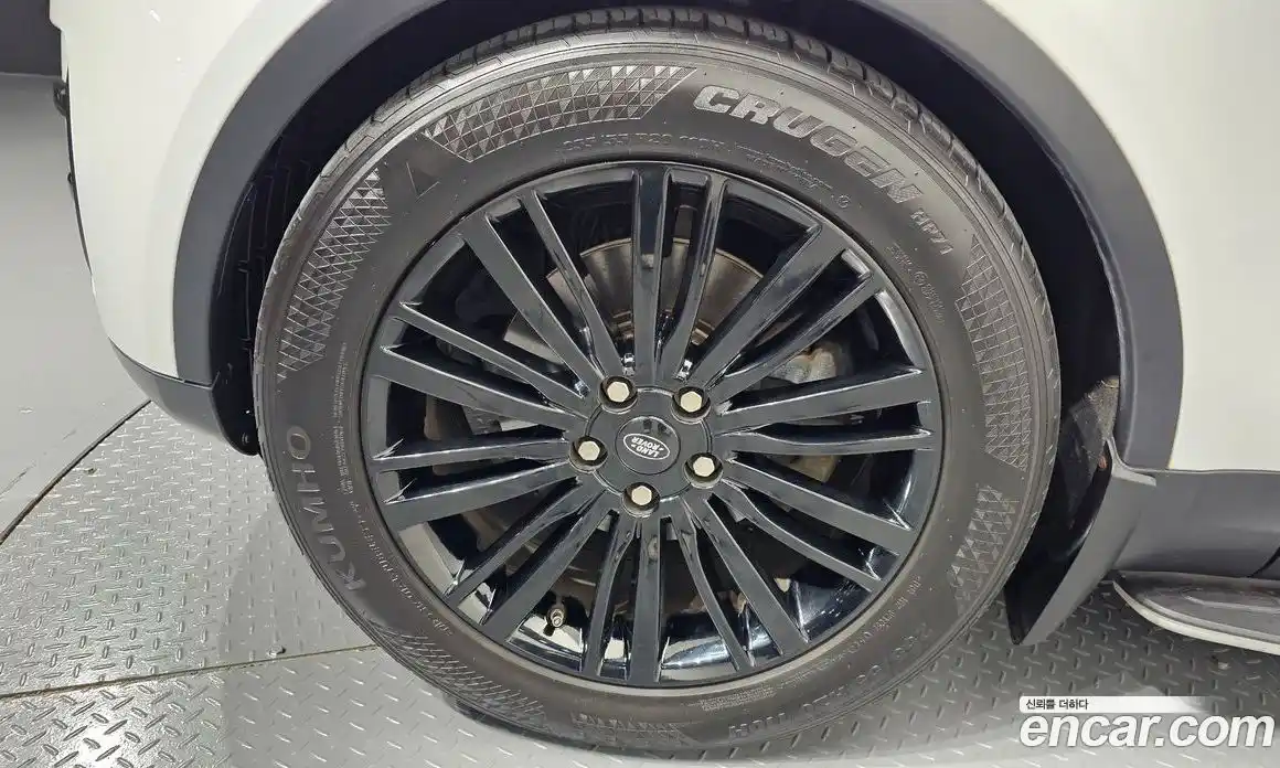 Land Rover Discovery 2018 3.0 Автомат в Москве № 213720, фото 3