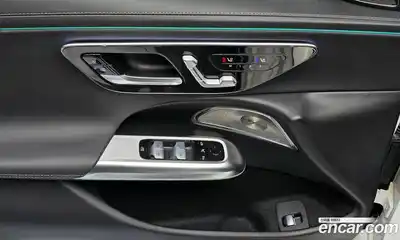 Mercedes-Benz E-Class 2024 2.0 Автомат в Москве № 220426, миниатюра 6