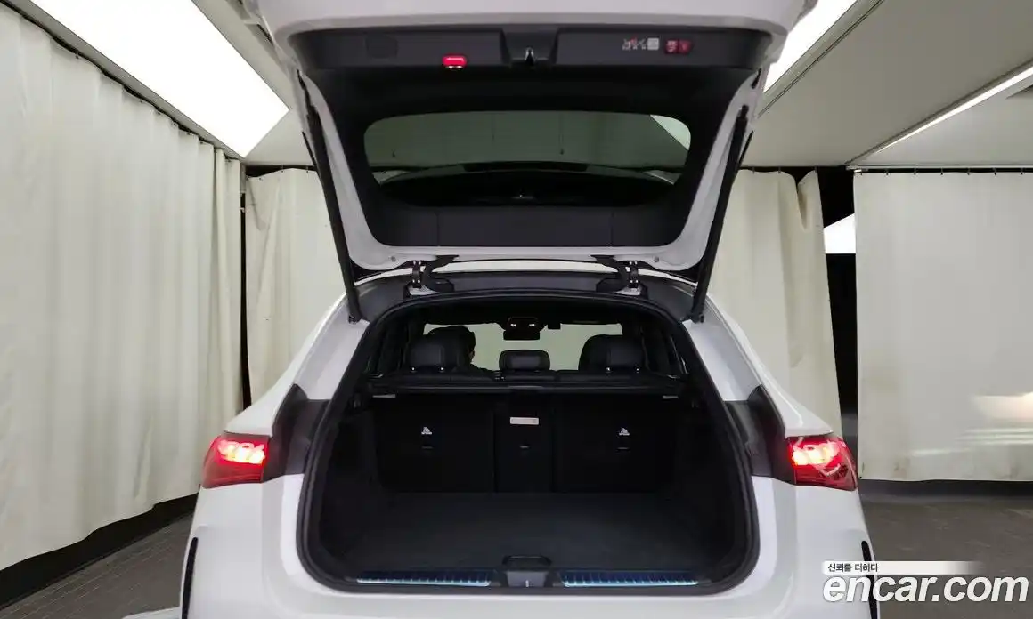 Mercedes-Benz EQE 2023 0.3 Автомат в Москве № 220651, фото 16