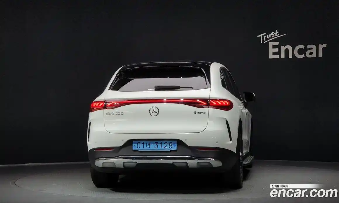 Mercedes-Benz EQE 2023 0.3 Автомат в Москве № 220651, фото 17