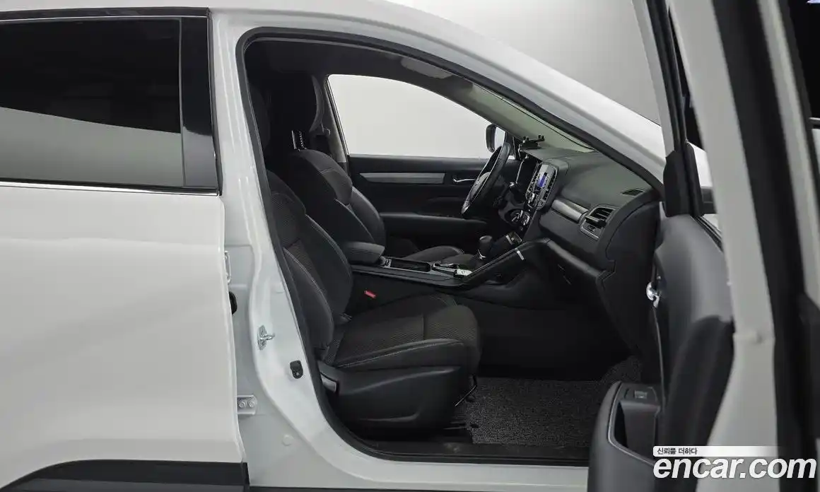 Renault QM6 2024 2.0 Автомат в Москве № 221210, фото 11