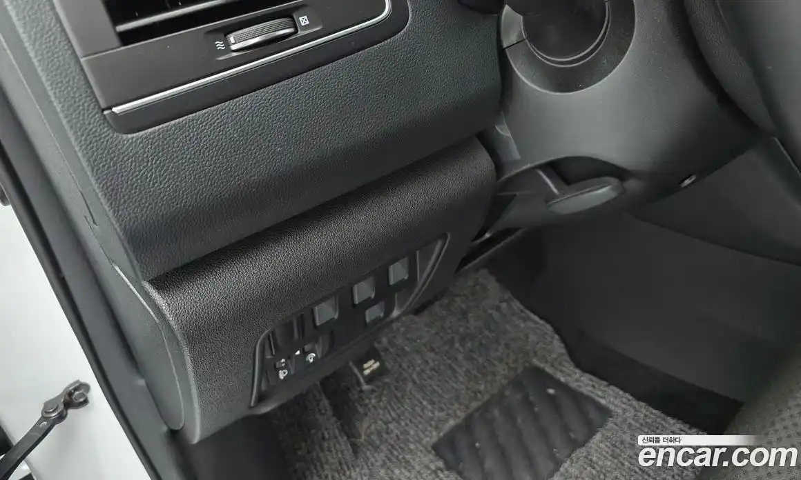 Renault QM6 2024 2.0 Автомат в Москве № 221210, фото 12