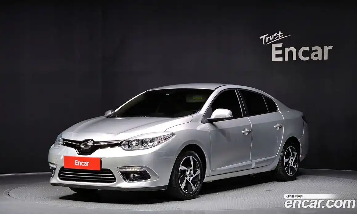 Renault SM3 2017 Автомат в Москве № 224128, фото 17