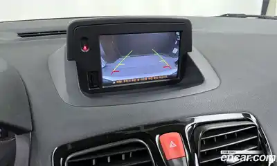 Renault SM3 2017 Автомат в Москве № 224128, миниатюра 2