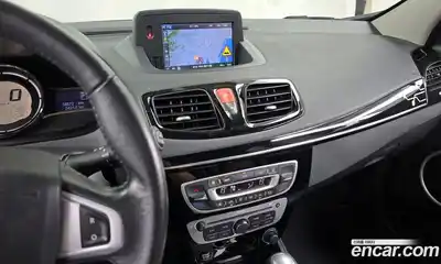 Renault SM3 2017 Автомат в Москве № 224128, миниатюра 5
