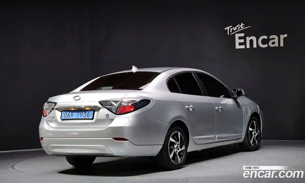 Renault SM3 2017 Автомат в Москве № 224128, фото 7