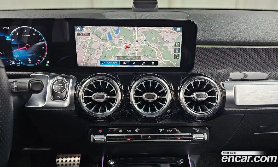 Mercedes-Benz GLB-Class 2021 2.0 Автомат в Москве № 229384, фото 13