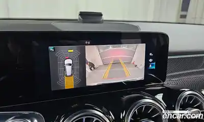 Mercedes-Benz GLB-Class 2021 2.0 Автомат в Москве № 229384, миниатюра 4