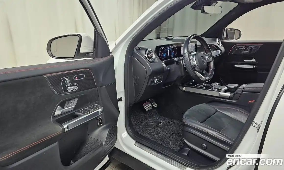 Mercedes-Benz GLB-Class 2021 2.0 Автомат в Москве № 229384, фото 7