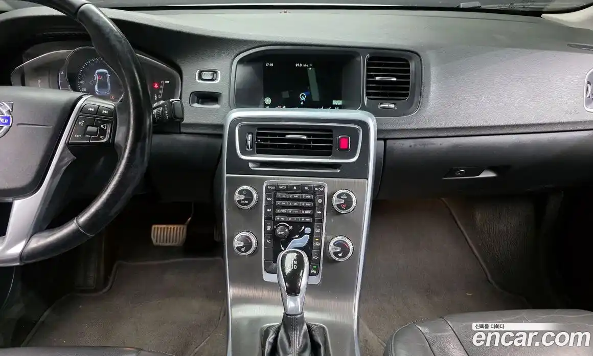 Volvo S60 2016 2.0 Автомат в Москве № 230678, фото 14