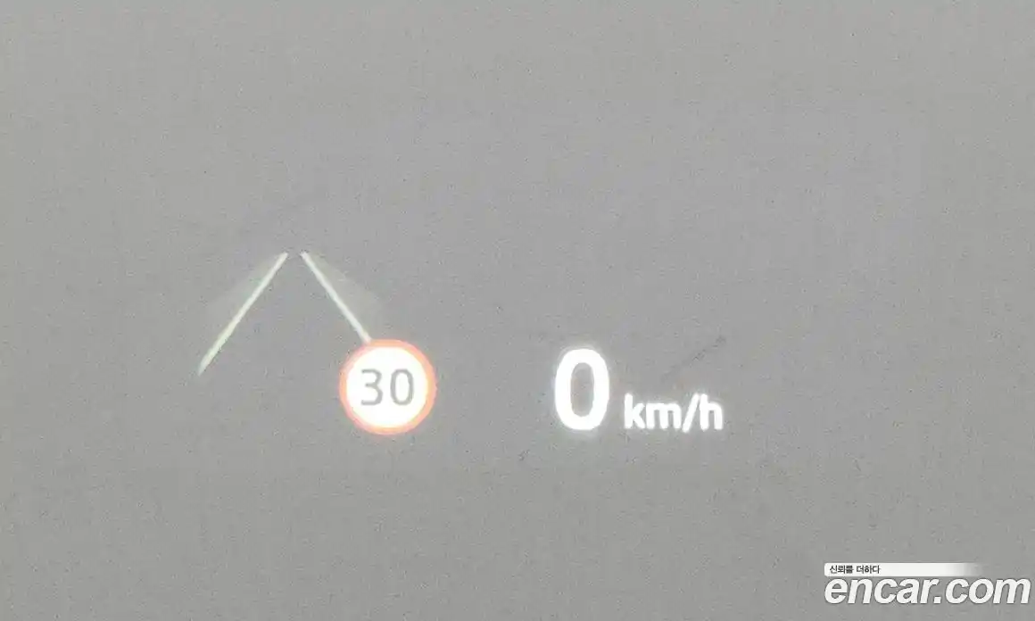 Land Rover Range-Rover Evoque 2024 2.0 Автомат в Москве № 231139, фото 12