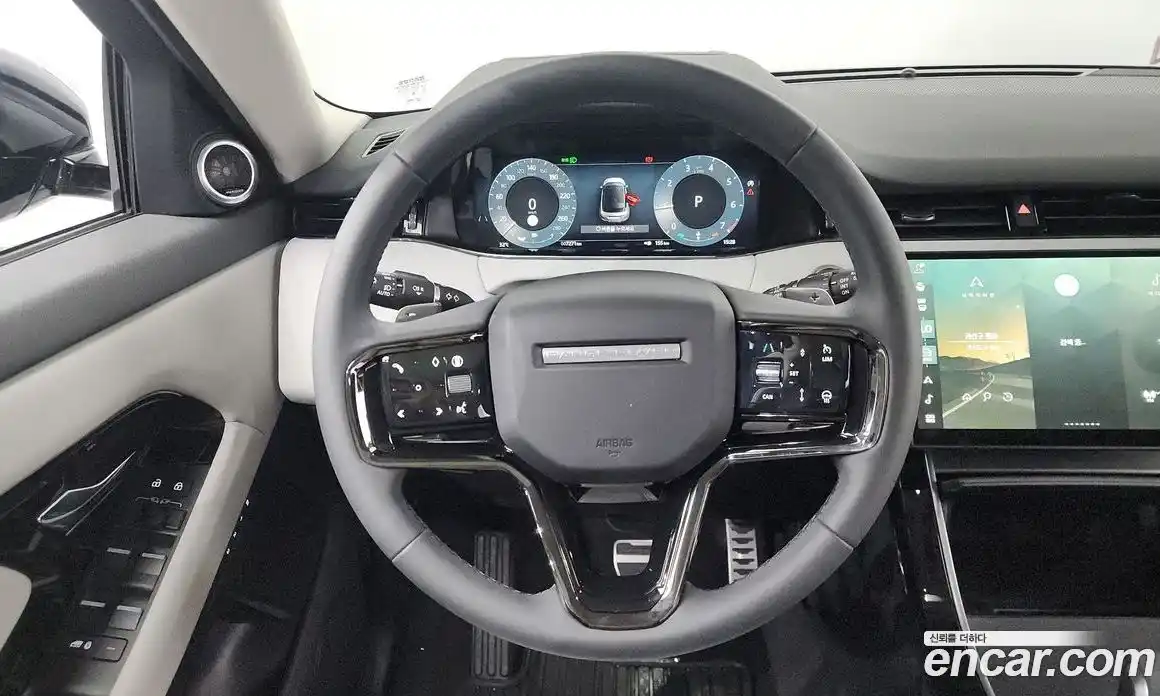 Land Rover Range-Rover Evoque 2024 2.0 Автомат в Москве № 231139, фото 16