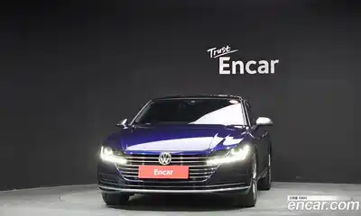 Volkswagen Arteon 2018 2.0 Автомат в Москве № 232192, миниатюра 11