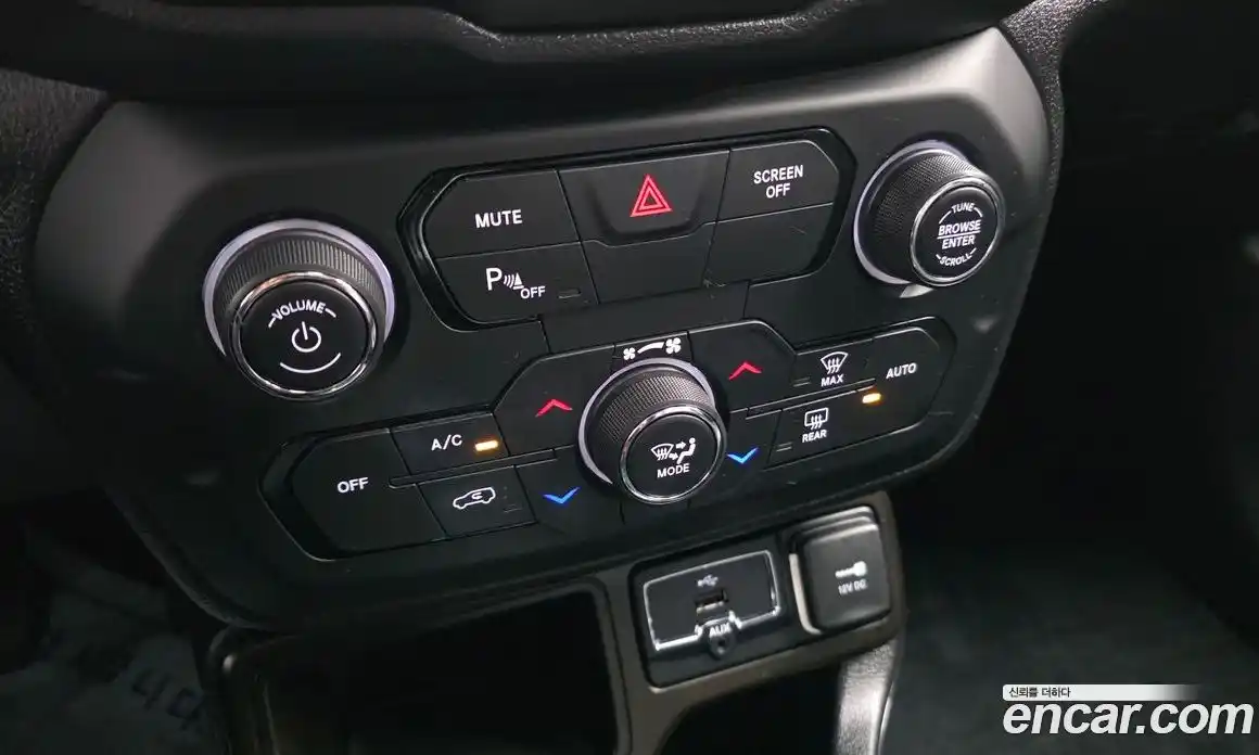 Jeep Renegade 2019 2.4 Автомат в Москве № 232505, фото 7