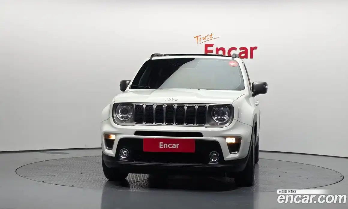 Jeep Renegade 2019 2.4 Автомат в Москве № 232505, фото 9