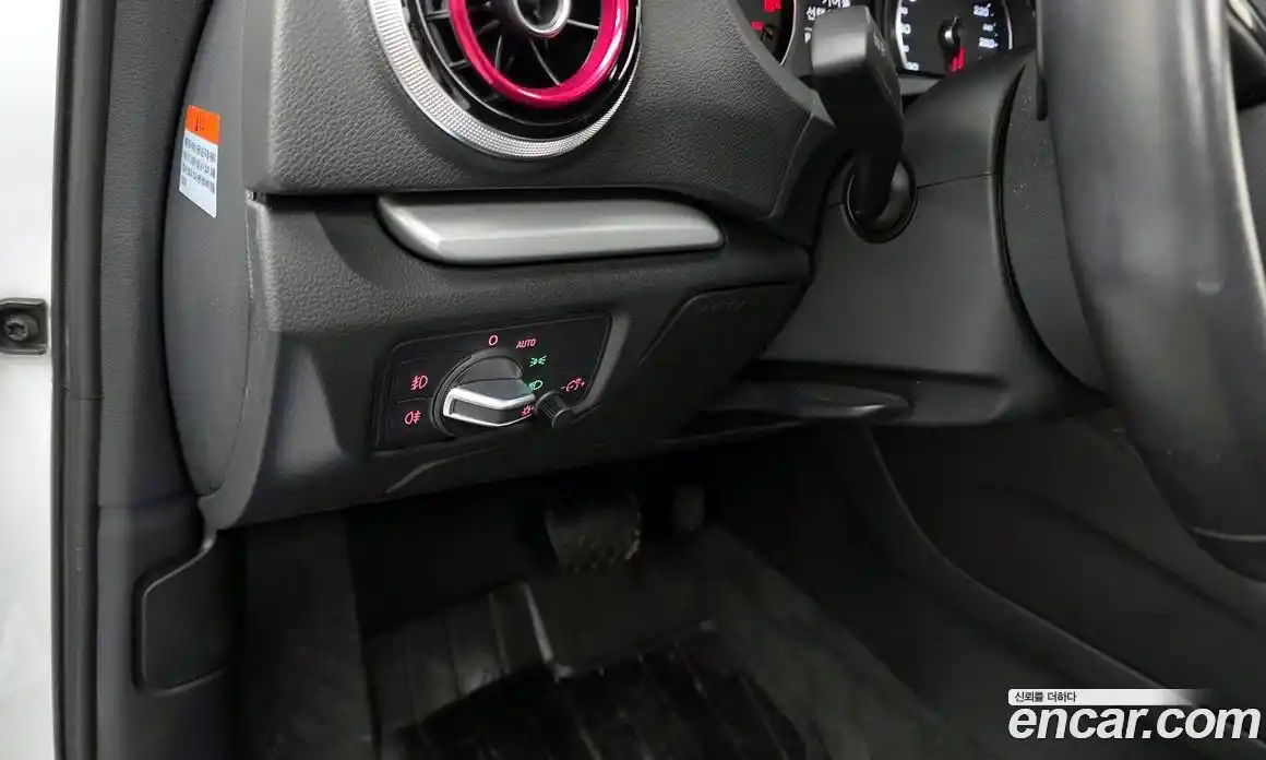 Audi A3 2015 2.0 Автомат в Москве № 245491, фото 13