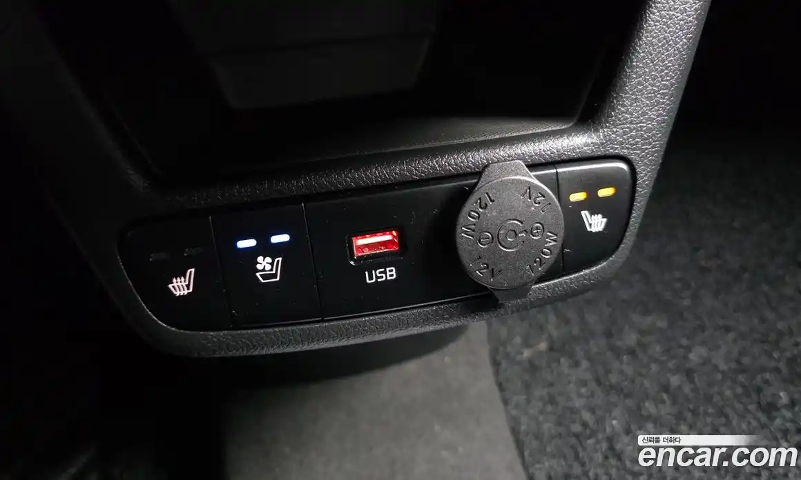 Kia Ray 2023 1.0 Автомат в Москве № 249632, фото 13