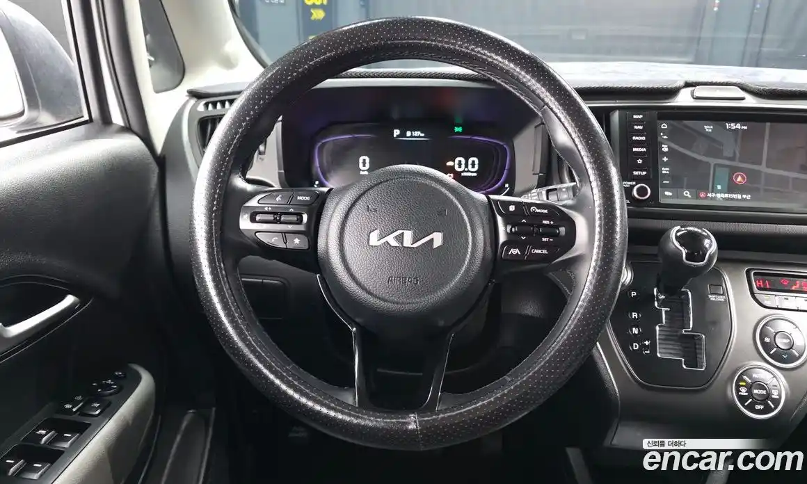 Kia Ray 2023 1.0 Автомат в Москве № 249632, фото 19