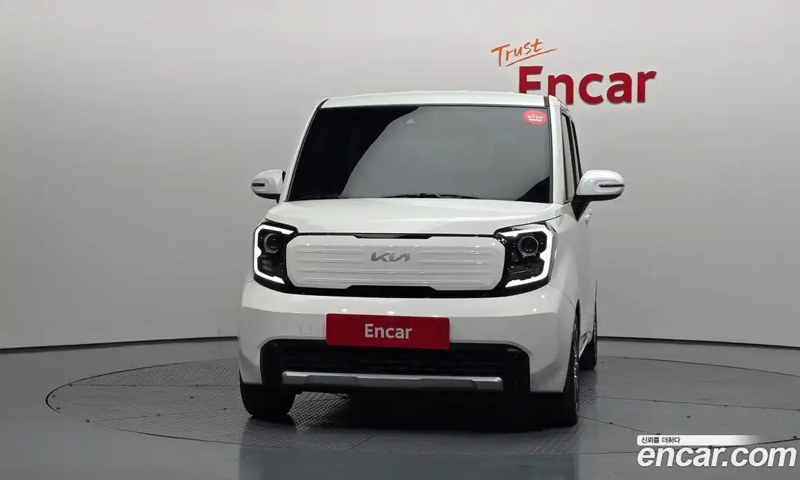 Kia Ray 2023 1.0 Автомат в Москве № 249632, фото 10