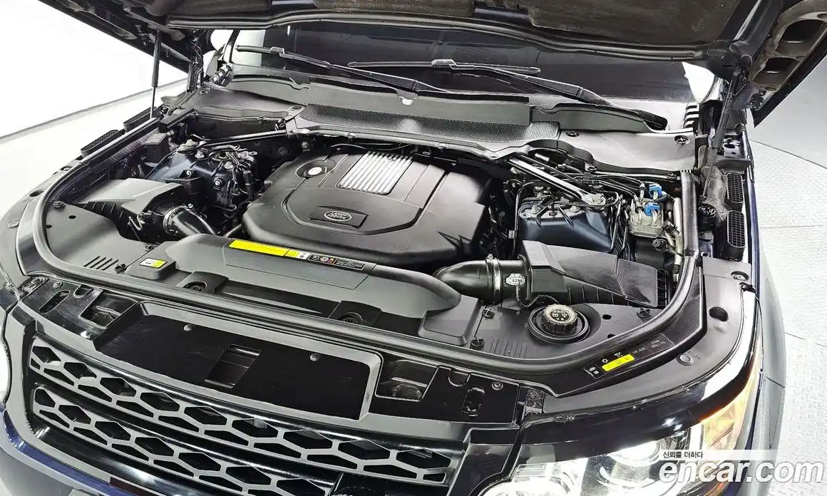 Land Rover Range-Rover Sport 2017 3.0 Автомат в Москве № 252554, фото 18