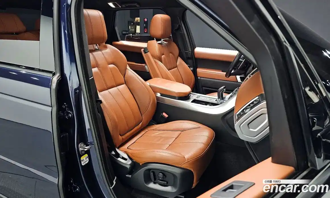 Land Rover Range-Rover Sport 2017 3.0 Автомат в Москве № 252554, фото 10