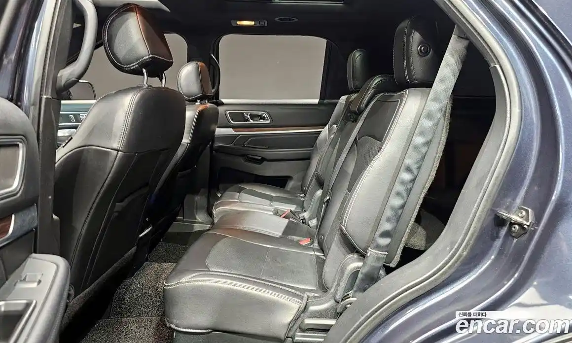 Ford Explorer 2017 2.3 Автомат в Москве № 255707, фото 1