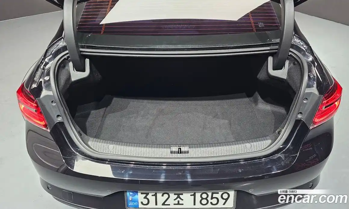 Renault SM6 2023 1.8 Автомат в Москве № 264643, фото 13