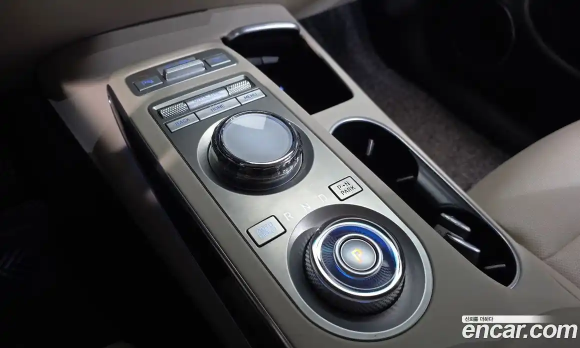 Genesis GV70 2021 2.5 Автомат в Москве № 27195, фото 8