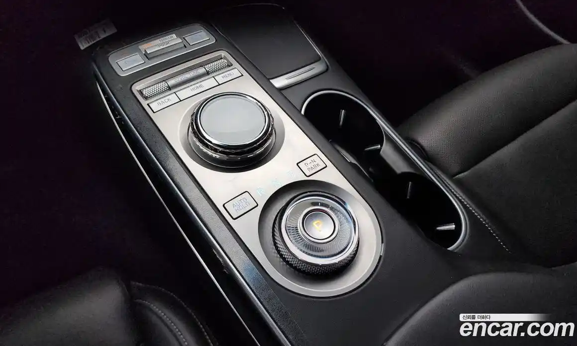 Genesis GV70 2023 2.5 Автомат в Москве № 27616, фото 13