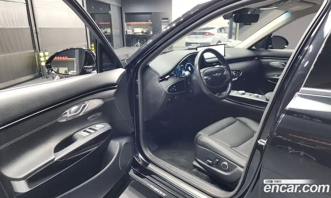 Genesis GV70 2023 2.5 Автомат в Москве № 27616, фото 19