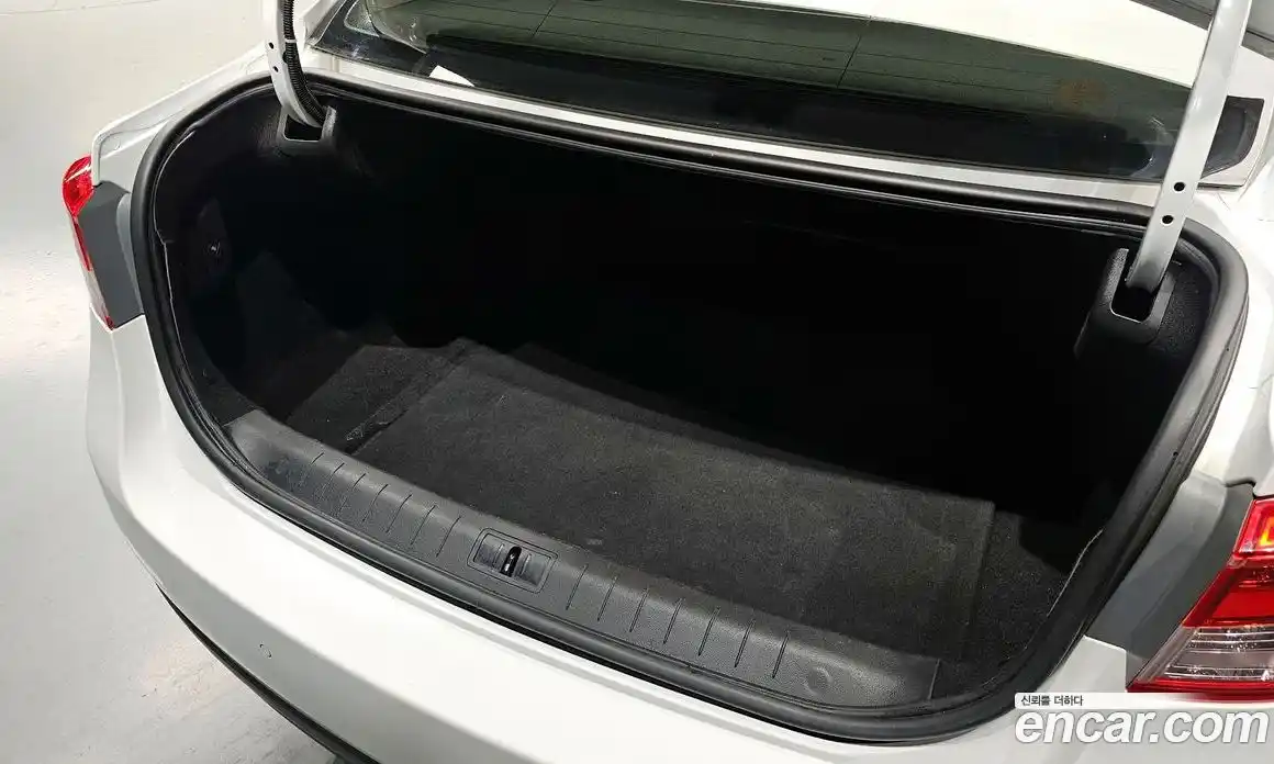 Renault SM5 2014 1.5 Автомат в Москве № 276190, фото 19