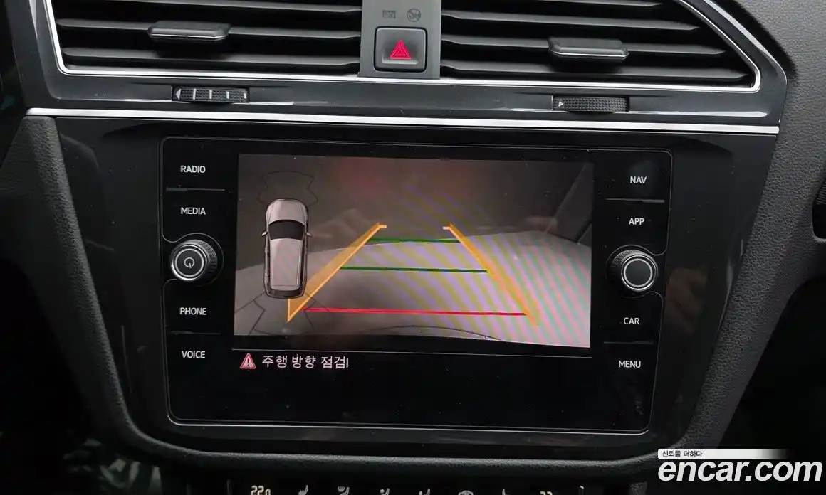 Volkswagen Tiguan 2020 2.0 Автомат в Москве № 277516, фото 19