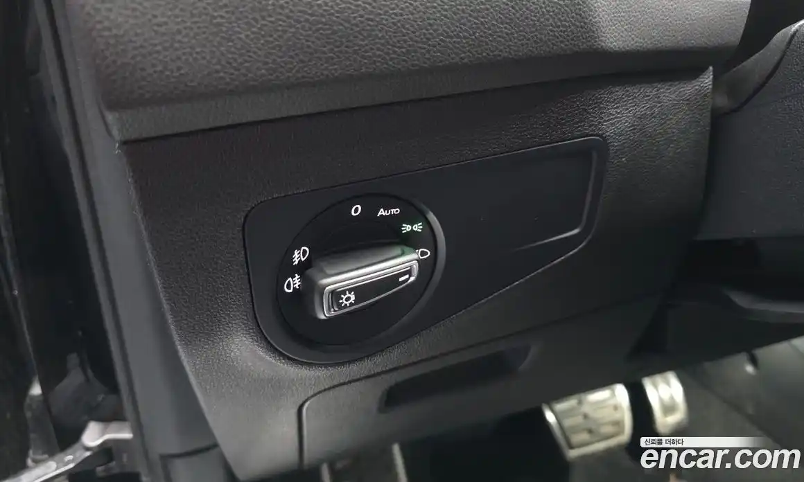 Volkswagen Tiguan 2020 2.0 Автомат в Москве № 277516, фото 6