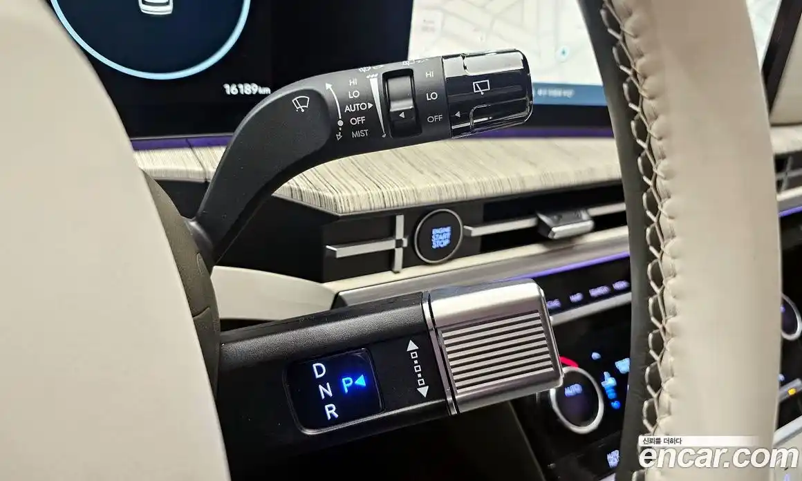 Hyundai Santa Fe 2024 1.6 Автомат в Москве № 279347, фото 5