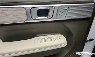 Hyundai Santa Fe 2024 1.6 Автомат в Москве № 279347, миниатюра 7