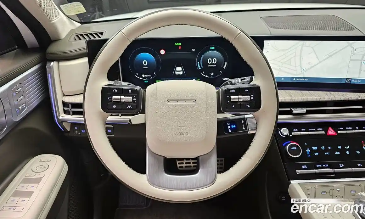 Hyundai Santa Fe 2024 1.6 Автомат в Москве № 279347, фото 9