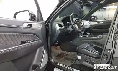 SsangYong Rexton, 2022