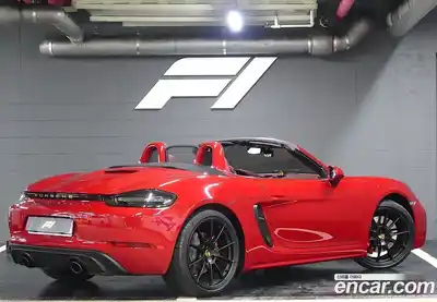 Porsche 718, 2022