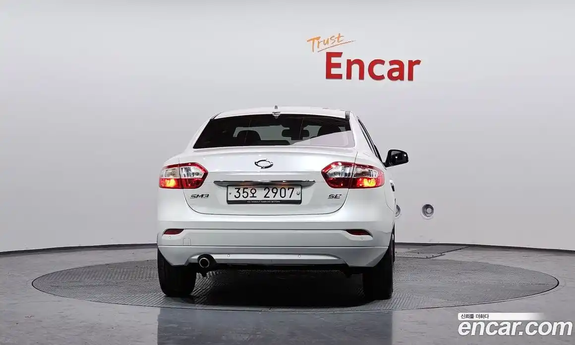 Renault SM3 2015 1.6 Автомат в Москве № 299223, фото 11